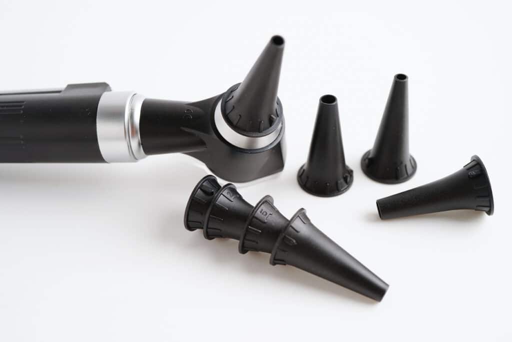 Equipment for ear exam